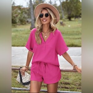 Batwing sleeve blouse & knot front shorts.